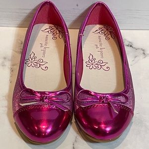 Nanette Lepore Girls Shimmer Ballet Flats